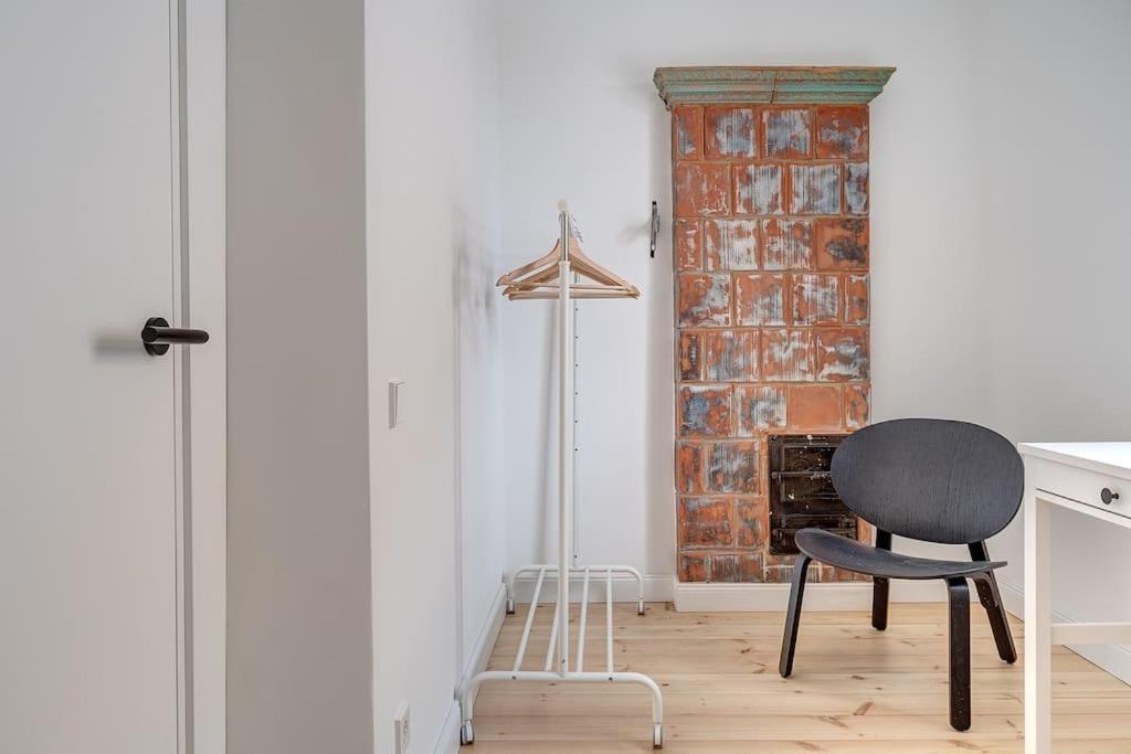 Spacious 2-bedroom Flat In Old Town By Urban Rent Leilighet *