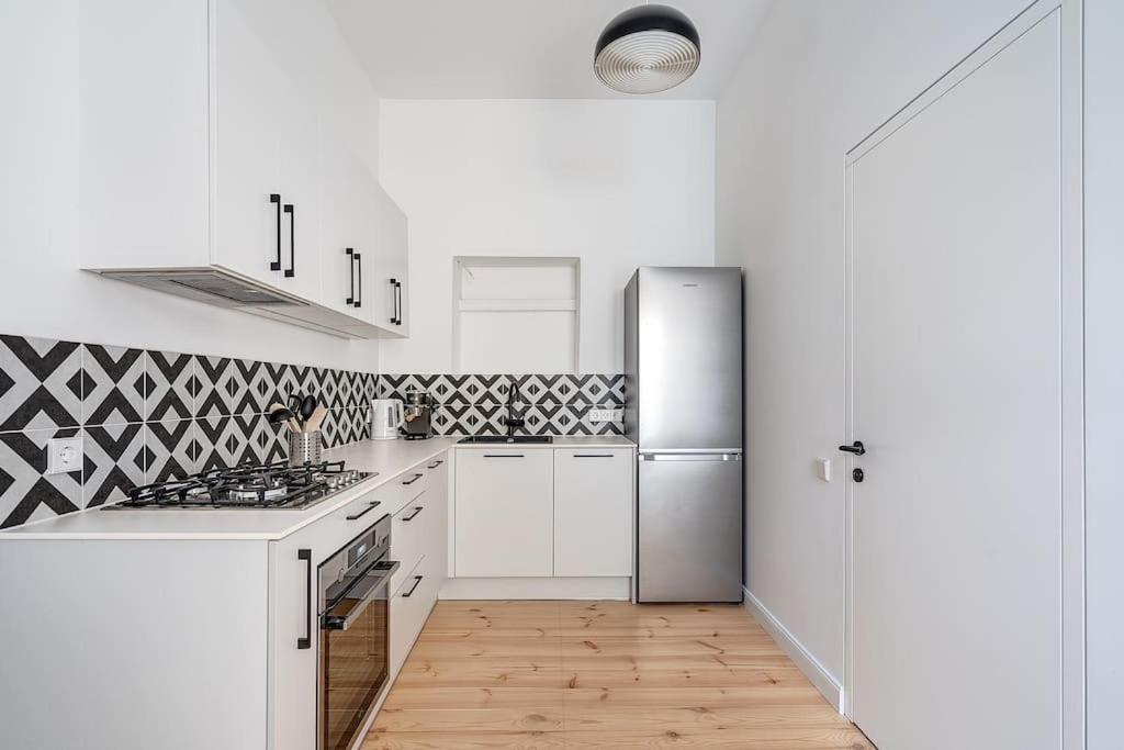 Spacious 2-bedroom Flat In Old Town By Urban Rent * Vilnius